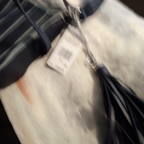 NWT MICHAEL KORS LEATHER AND SUEDE SHOULDER BAG - Picture 4 of 6